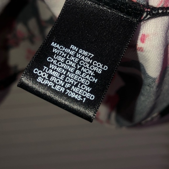 Liz Claiborne career top - Picture 6 of 6